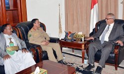 وزير الدفاع : نحتفظ بالعديد من المفاجآت للغازي